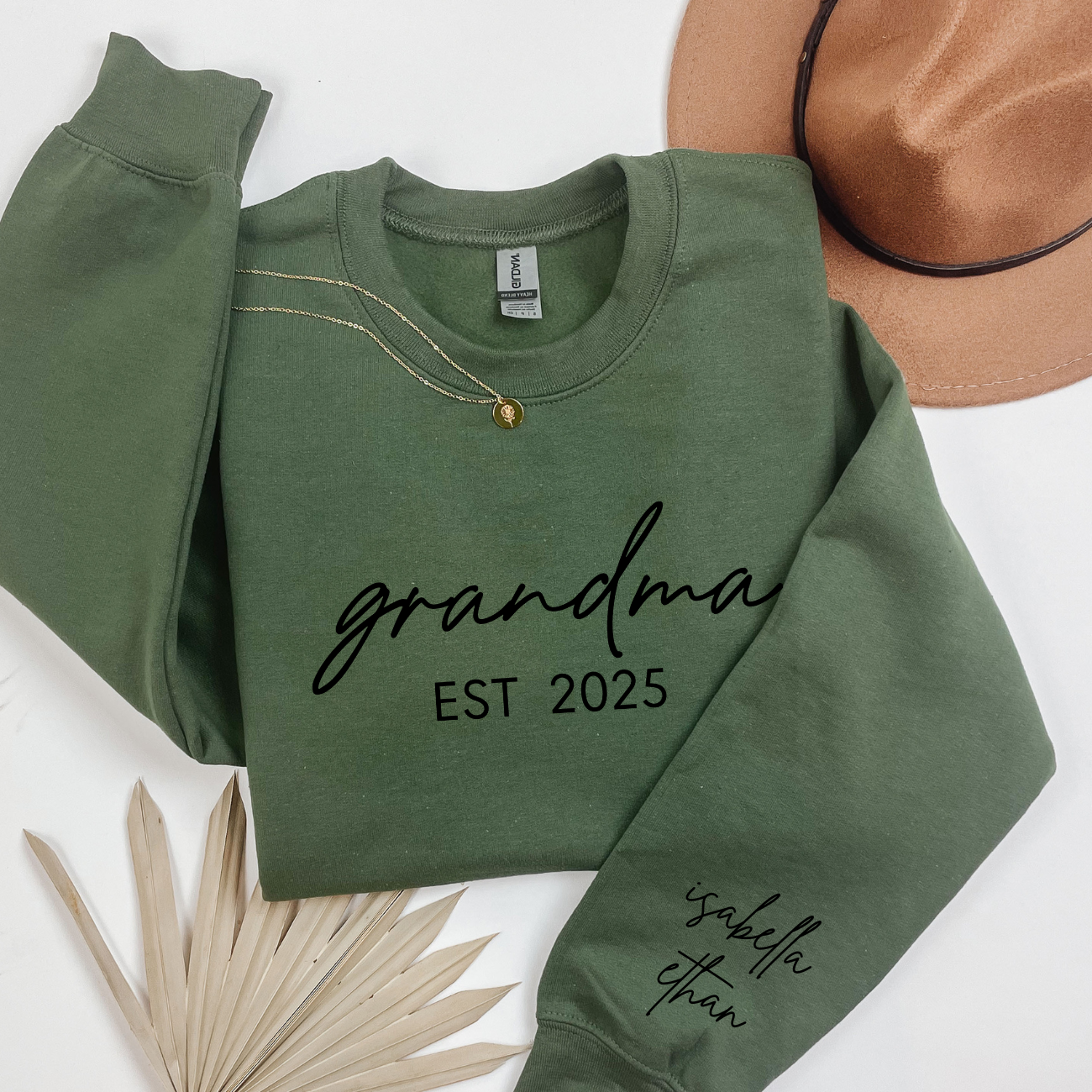 Grandma Est 2025 Crewnecks With Names
