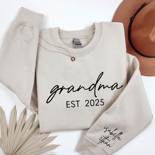 Grandma Est 2025 Crewnecks With Names